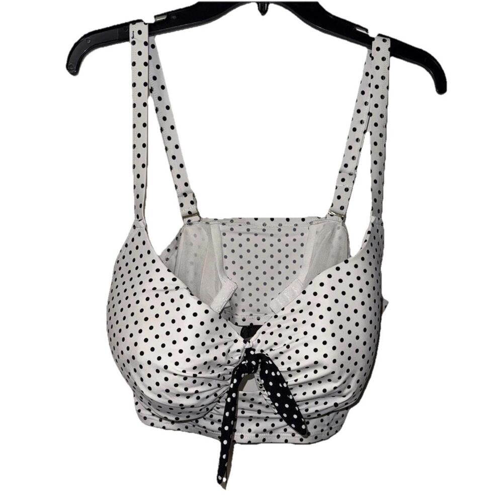 Swimsuits For All White Polka Dot Bikini Top 42DD Underwire Black White Beach